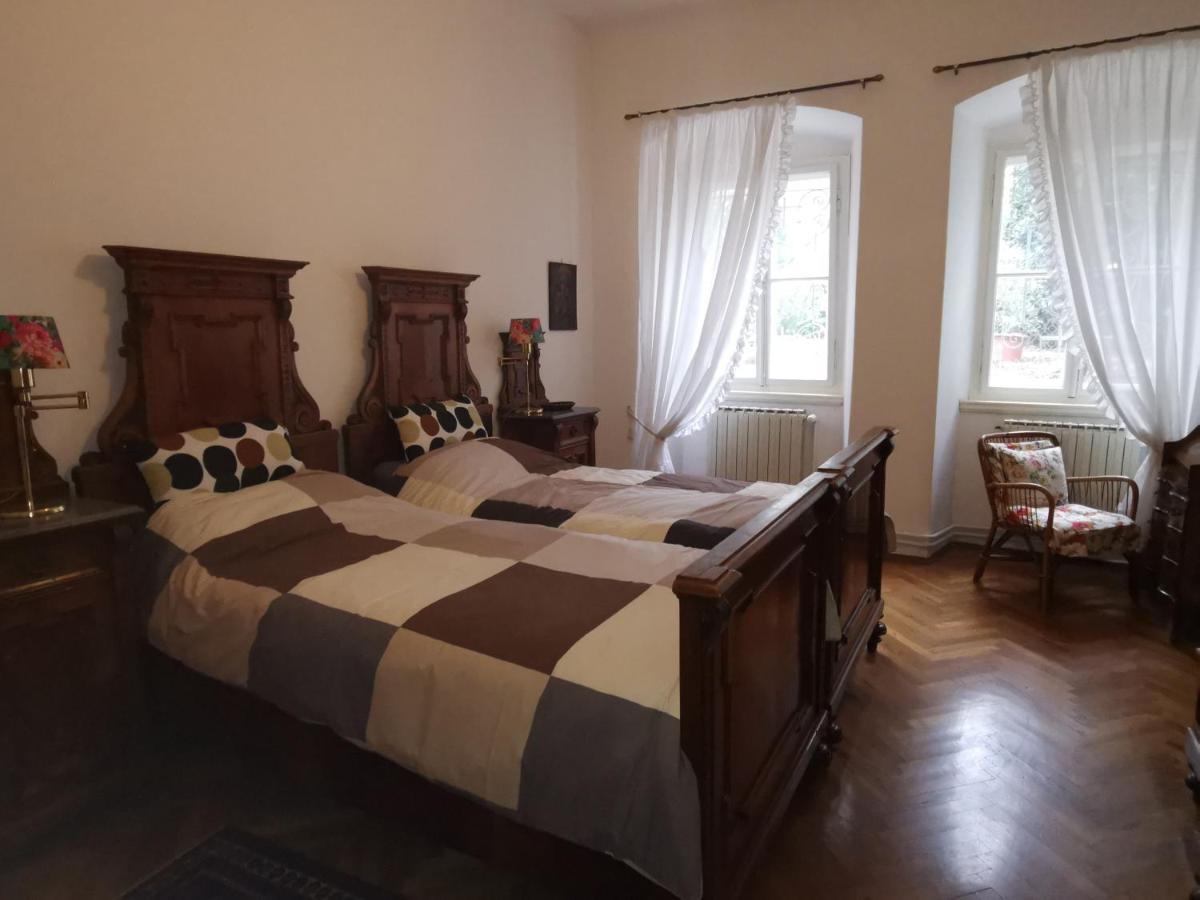 Charming Apartment In A 19Th Century Villa Trieste Exterior photo